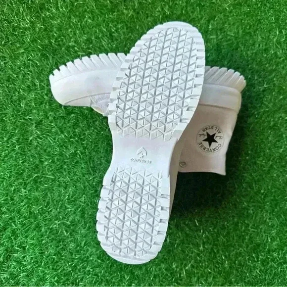 ✨New Converse Chuck Taylor All Star Lugged 2.0 Hi - Picture 2 of 10